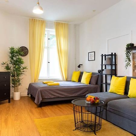 Shabby Chic Plus Self Checkin And Free Street Parking 柏林 外观 照片